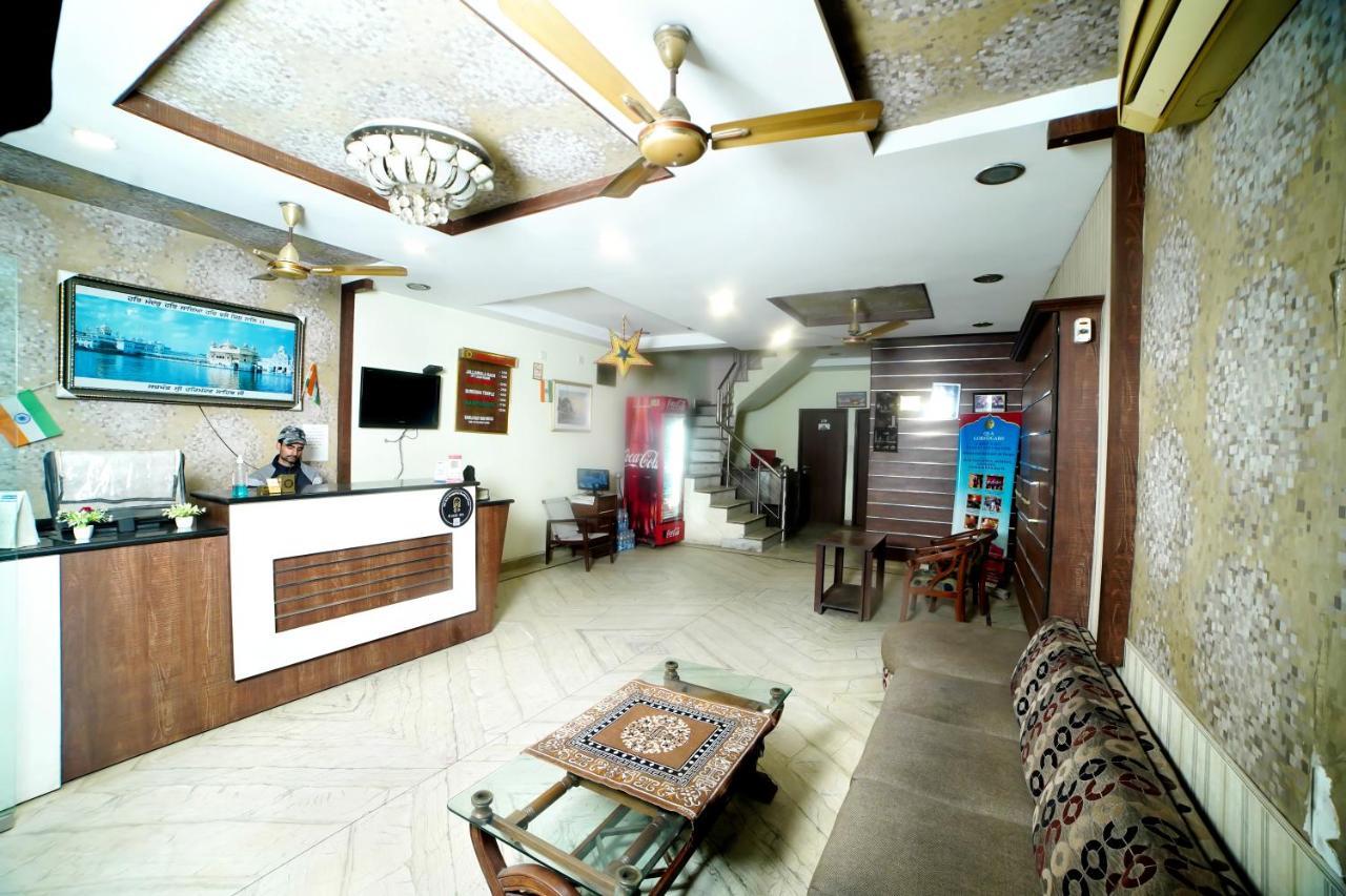 Hotel Holiday Comfort Amritsar Exterior photo