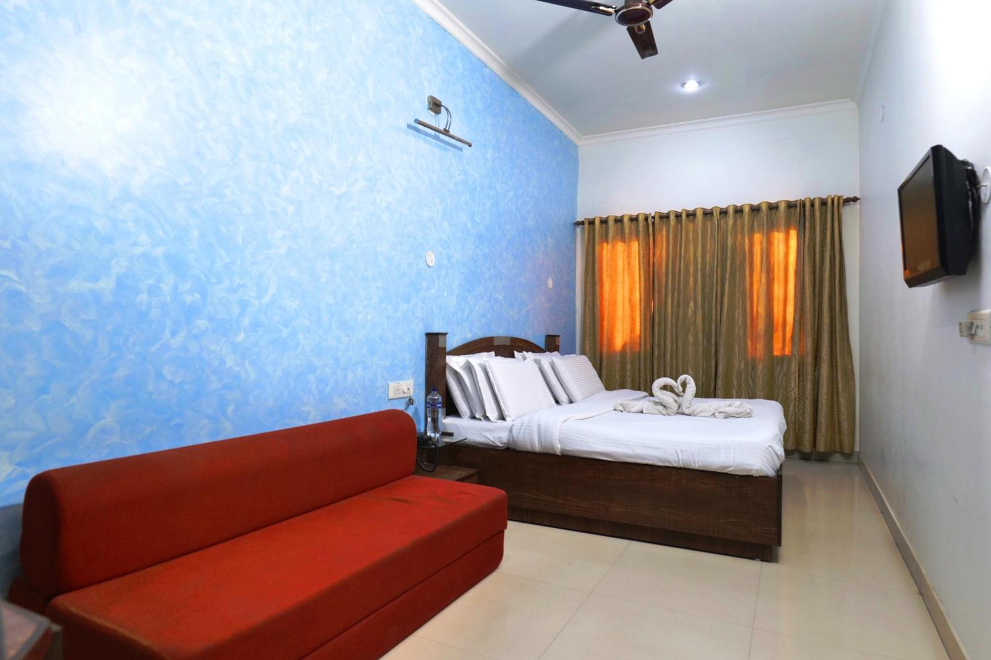 Hotel Holiday Comfort Amritsar Exterior photo